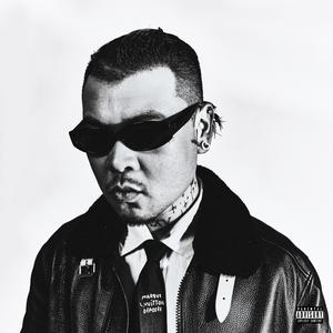 日本男人吮乳吃奶A片免费
